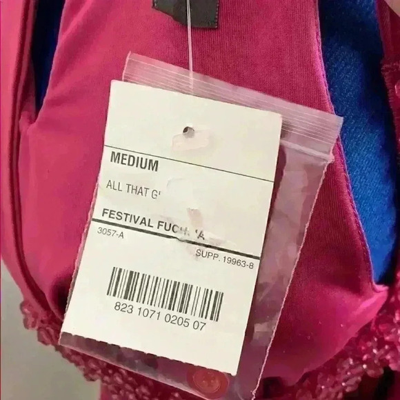 🆕 NWT Bisou Bisou halter top w/ beaded nec… - Picture 7 of 7